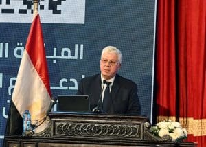 وزير التعليم العالي: "منحة علماء المستقبل" تطلق 400 منحة جديدة وتضمن استمرار الفرص عبر تطوير منصة التقديم 3 الدكتور أيمن عاشور وزير التعليم العالي