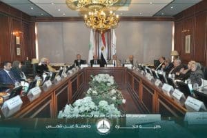 عميد تجارة عين شمس: تصحيح امتحانات الفصل الدراسي الأول يجري مبكرًا لضمان إعلان النتائج فور الانتهاء 2 عميد تجارة عين شمس: تصحيح امتحانات الفصل الدراسي الأول بدأ مبكرًا