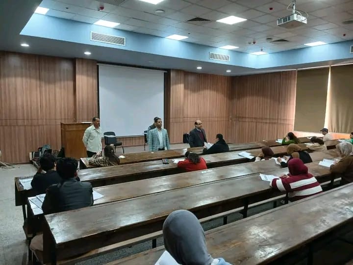 IMG 20260103 WA0105 جامعة جنوب الوادي الأهليه انتظام امتحانات الفرقة الرابعة ببرنامج العلاج الطبيعي بجامعة جنوب الوادي الأهليه موقع في الجامعة
