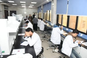 جامعة الإسماعيلية الأهلية تعتمد أعلى معايير الجودة في امتحان "الأوسبي" للطب 5 جامعة الإسماعيلية الأهلية تنظم امتحان الأوسبي للطلاب