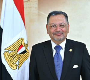 القوافل التنموية الشاملة بجامعة القاهرة 2026