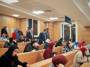 رئيس جامعة القاهرة يوجّه بسرعة إعلان نتائج الفصل الدراسي الأول وتفعيل لجان التقويم ودعم الأنشطة الطلابية 2 إعلان نتائج الفصل الدراسي الأول بجامعة القاهرة