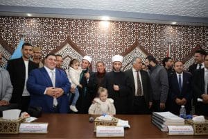 وزير الأوقاف يناقش رسالة ماجستير بـ "أصول دين الزقازيق" ويمنح الباحث درجة "ممتاز" 2 وزير الأوقاف يناقش رسالة ماجستير بـ أصول دين الزقازيق