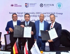 جامعة ساكسوني مصر و«كيان» توقعان شراكة استراتيجية لتأهيل مهندسي السيارات 2 جامعة ساكسوني مصر و«كيان» توقعان شراكة استراتيجية