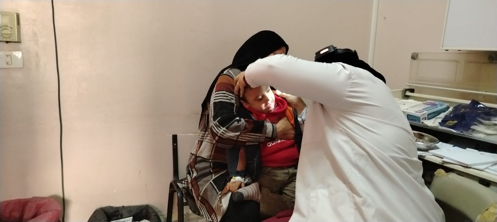 جامعة قناة السويس تستكمل مبادرة «العلاج حق للجميع»