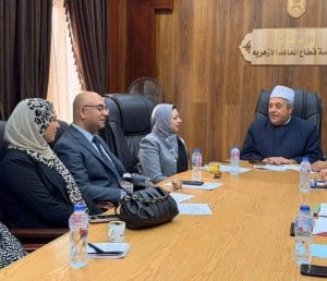 معًا لحياة صحية للطلاب.. مبادرة وطنية للكشف المبكر عن السمنة والأنيميا بالمعاهد الأزهرية 2 IMG 0411 صحية معًا لحياة صحية للطلاب.. مبادرة وطنية للكشف المبكر عن السمنة والأنيميا بالمعاهد الأزهرية موقع في الجامعة
