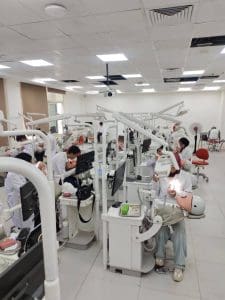IMG 0795 معامل تجهيزات حديثة ومعامل مجهزة بالكامل.. جامعة المنوفية الأهلية تتابع سير الاختبارات بكلية طب الأسنان موقع في الجامعة