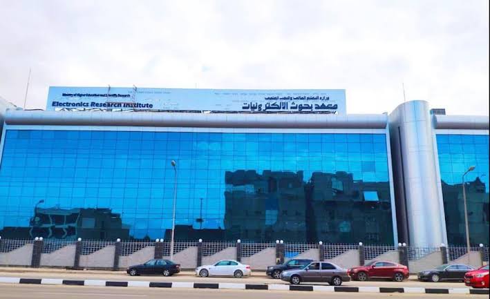 IMG 1267 معهد مبادرة في الجامعة البحثية.. معهد بحوث الإلكترونيات يعلن عن منحة تدريبية لحديثي التخرج في مجالات التكنولوجيا الحديثة لمدة 3 أشهر موقع في الجامعة