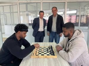 الطلاب الوافدين بجامعة قناة السويس يتنافسون في دورة تنشيطية للشطرنج استعدادًا للملتقى الجامعي 2026 3 IMG 1318 الطلاب الوافدين الطلاب الوافدين بجامعة قناة السويس يتنافسون في دورة تنشيطية للشطرنج استعدادًا للملتقى الجامعي 2026 موقع في الجامعة
