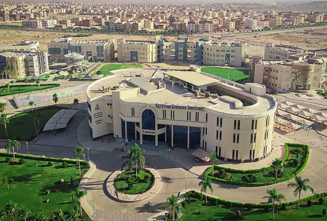 IMG 1399 الهندسة الجامعة المصرية الروسية تشارك في المسابقة الدولية لتصميم حلول الطاقة المستدامة.. شروط التقديم موقع في الجامعة