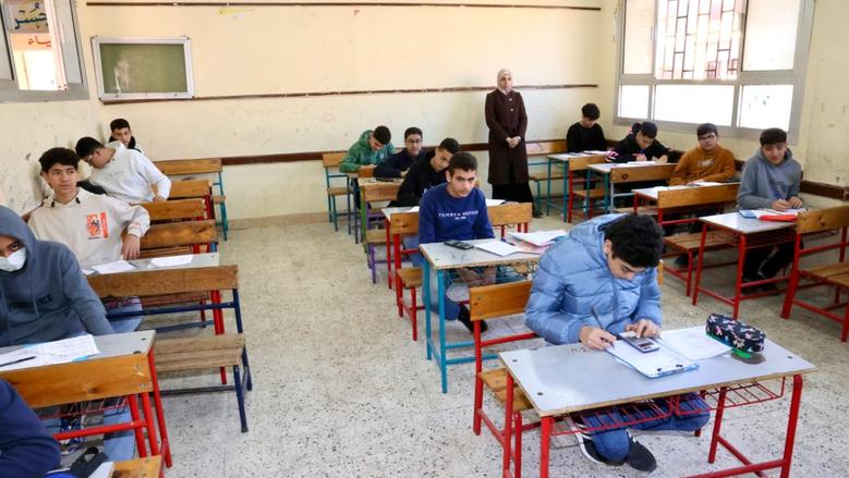 IMG 1666 العربي امتحان العربي إعدادية المنوفية صعب؟.. تشكيل لجنة لمراجعة الإجابات وقرارات مرتقبة لصالح الطلاب موقع في الجامعة