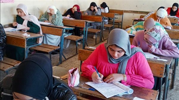 IMG 1721 النموذج النموذج الاسترشادي الأول في مادة العلوم للشهادة الإعدادية 2026 مع مراجعة نهائية شاملة موقع في الجامعة