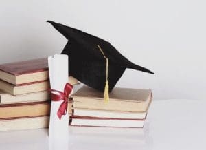 أخلاقيات الباحث عند إجراء البحث العلمي