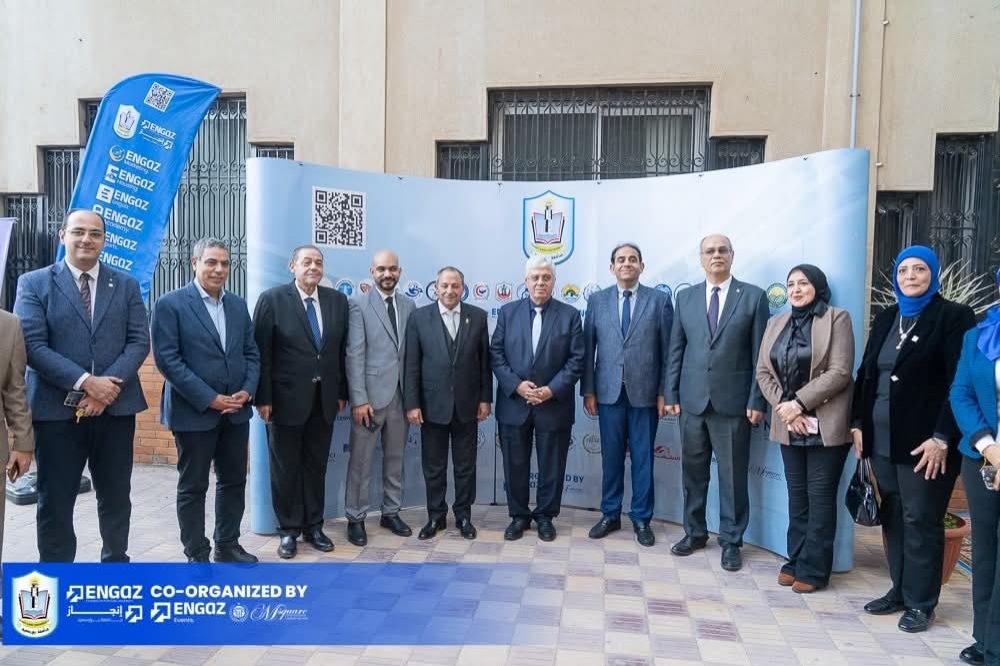 IMG ٢٠٢٦٠١٠٥ ٢١٤٤٠٠ برامج وزير التعليم العالي ومحافظ بورسعيد يفتتحان أستوديو كلية التربية النوعية موقع في الجامعة