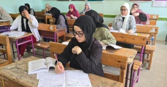 IMG ٢٠٢٦٠١٠٧ ٠٠٢٠٥٩ عين عين الوزارة عليك والكاميرات هتجيبك.. ممنوع الغش في الثانوية العامة 2026 موقع في الجامعة