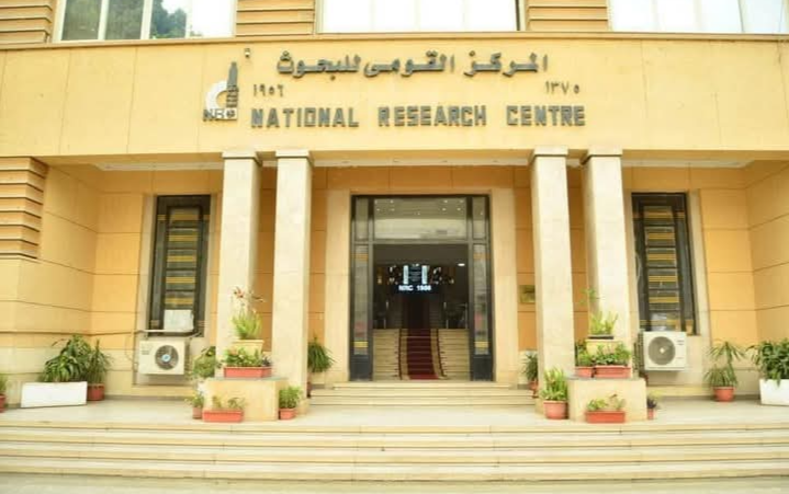 IMG ٢٠٢٦٠١١١ ٢٠١٩٢٤ ثانوي مبادرة "في الجامعة" البحثية.. القومي للبحوث ينظم ورشة عمل حول زيت الزيتون لدعم الاقتصاد الوطني موقع في الجامعة