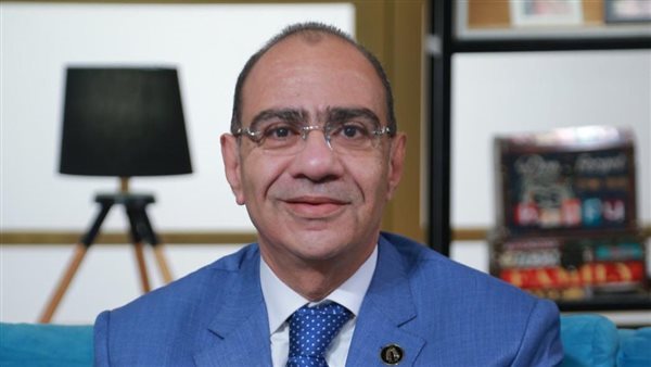حسام حسني نائبًا لوزير الصحة