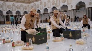 الأزهر يقدم 10 آلاف وجبة يوميًا للطلاب الوافدين خلال شهر رمضان 3 الأزهر يقدم 10 آلاف وجبة يوميًا للطلاب الوافدين
