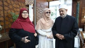 شيخ الأزهر يستقبل الطالبة الكفيفة مريم عبد العزيز ويقرر تبنّي موهبتها القرآنية 2 787848466396202602050722562256 شيخ الأزهر يستقبل الطالبة الكفيفة مريم عبد العزيز شيخ الأزهر يستقبل الطالبة الكفيفة مريم عبد العزيز ويقرر تبنّي موهبتها القرآنية موقع في الجامعة