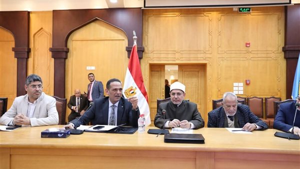 جامعة الأزهر تناقش تطبيق نظام الساعات المعتمدة