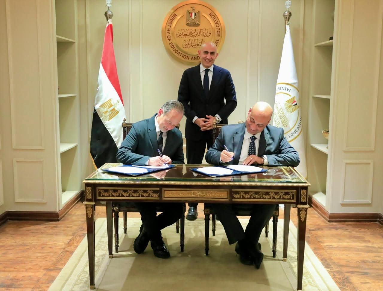 وزير التعليم يشهد توقيع اتفاقية تعاون مع البكالوريا الدولية