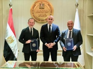 وزير التعليم يشهد توقيع اتفاقية تعاون مع البكالوريا الدولية لتطوير المناهج وبرامج المعلمين 3 وزير التعليم يشهد توقيع اتفاقية تعاون مع البكالوريا الدولية
