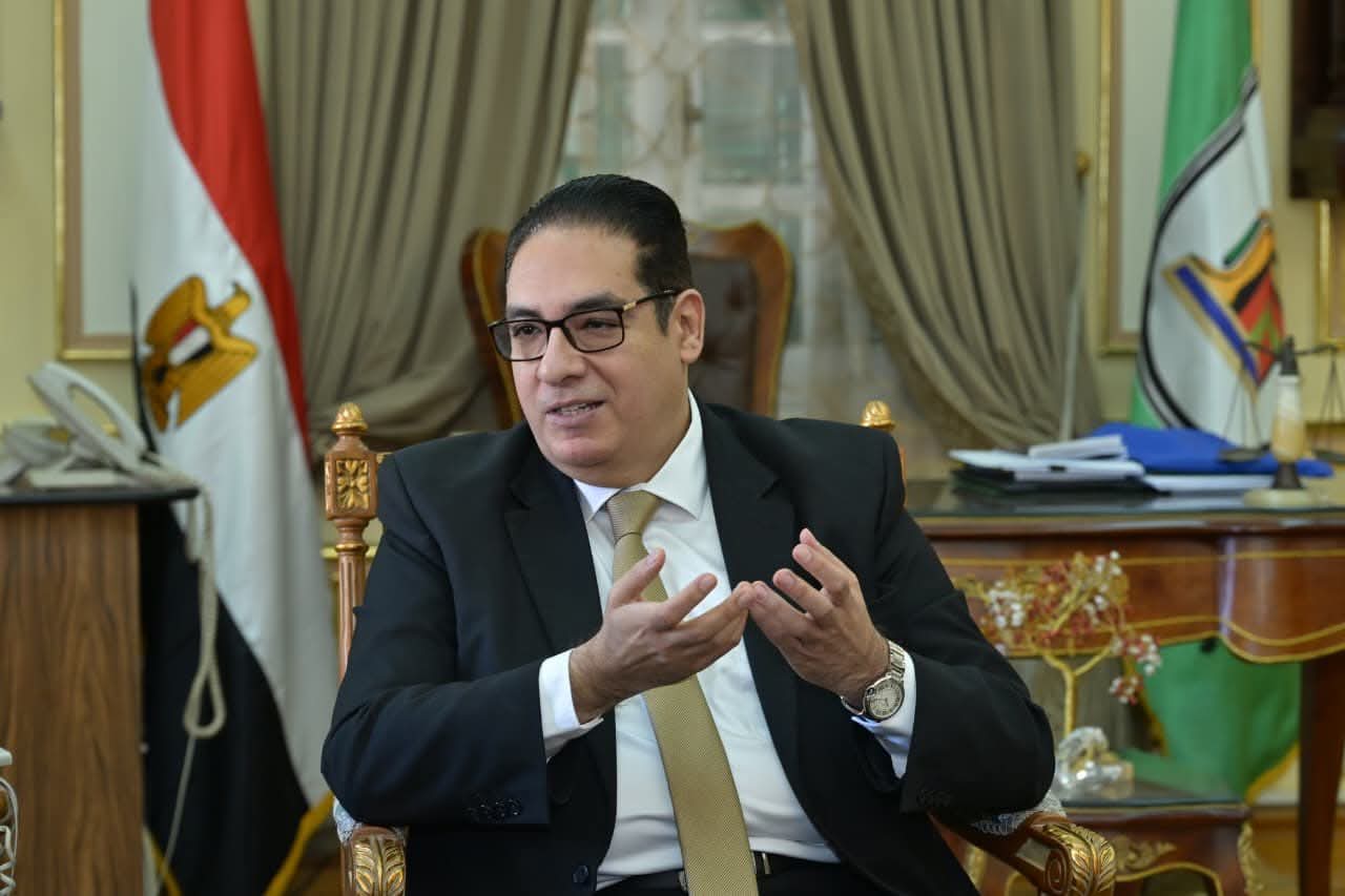 رئيس جامعة القاهرة الأهلية