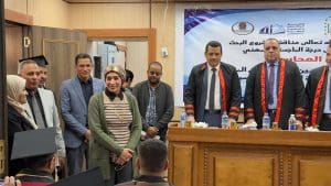 جامعة الأقصر تناقش الأبحاث التطبيقية لدارسي الماجستير المهني في المحاسبة 3 جامعة الأقصر تناقش الأبحاث التطبيقية