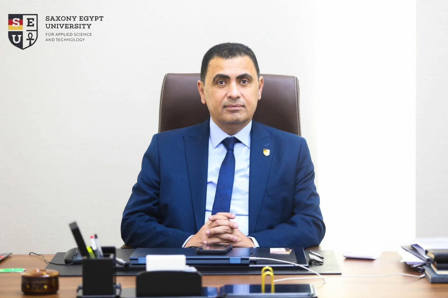 الدكتور محمد عبد الرحمن هو رئيس جامعة ساكسوني