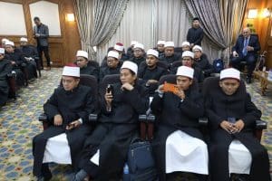 وكيل الأزهر يشهد تخريج 45 معلمًا ومدير معهد بإندونيسيا من أكاديمية الأزهر العالمية 3 تخريج 45 معلمًا ومدير معهد بإندونيسيا