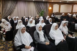 وكيل الأزهر يشهد تخريج 45 معلمًا ومدير معهد بإندونيسيا من أكاديمية الأزهر العالمية 2 تخريج 45 معلمًا ومدير معهد بإندونيسيا