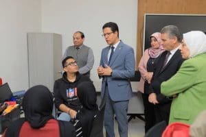رئيس جامعة بنها يفتتح هاكاثون «الرعاية الصحية الذكية» ويؤكد دعم التحول الرقمي ورؤية مصر 2030 3 رئيس جامعة بنها يفتتح هاكاثون الرعاية الصحية الذكية