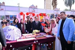 رئيس جامعة القاهرة يتفقد معارض الأنشطة الطلابية ويؤكد: الأنشطة جزء لا يتجزأ من العملية التعليمية| صور 3 FB IMG 1770706816003 رئيس جامعة القاهرة رئيس جامعة القاهرة يتفقد معارض الأنشطة الطلابية ويؤكد: الأنشطة جزء لا يتجزأ من العملية التعليمية| صور موقع في الجامعة