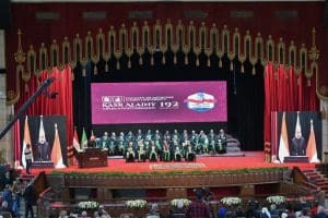 في احتفالية مهيبة بجامعة القاهرة.. تخريج الدفعة 192 بطب قصر العيني "دفعة الدكتور خيري السمرة" 5 تخريج الدفعة 192 بطب قصر العيني