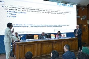 جامعة القاهرة تستضيف اليوم الثاني لمؤتمر التحكيم في عقود الاستثمار بثلاث ورش متخصصة وعملية 3 جامعة القاهرة تستضيف اليوم الثاني لمؤتمر التحكيم في عقود الاستثمار بثلاث ورش متخصصة وعملية