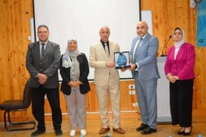 جامعة أسيوط تنظم اليوم العلمي الثالث لكليات طب الأسنان لتعزيز التعاون بين جامعات المحافظة 3 جامعة أسيوط تنظم اليوم العلمي الثالث لكليات طب