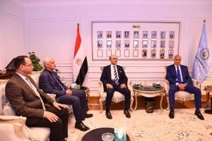 رئيس جامعة أسيوط يؤكد أهمية تكامل الجهود مع المحافظة لدعم خطط التنمية الشاملة 3 رئيس جامعة أسيوط يؤكد أهمية تكامل الجهود مع المحافظة