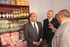 نائب رئيس جامعة أسيوط يفتتح حديقة أطفال ومنفذ سلع بمعهد جنوب مصر للأورام 3 FB IMG 1771427911921 نائب رئيس جامعة أسيوط نائب رئيس جامعة أسيوط يفتتح حديقة أطفال ومنفذ سلع بمعهد جنوب مصر للأورام موقع في الجامعة
