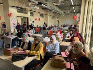 كلية الطب بجامعة المنصورة تنظم يومًا توعويًا لمناهضة ختان الإناث