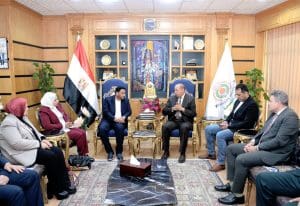 رئيس جامعة المنصورة يشهد توقيع بروتوكول تعاون مع الأكاديمية العُمانية لتأهيل الكوادر المهنية 3 FB IMG 1771433564744 رئيس جامعة المنصورة رئيس جامعة المنصورة يشهد توقيع بروتوكول تعاون مع الأكاديمية العُمانية لتأهيل الكوادر المهنية موقع في الجامعة