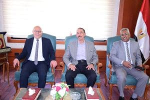 منظومة متكاملة لخدمة الصعيد.. تفاصيل لقاء رئيس جامعة سوهاج ومحافظ الإقليم الجديد 3 منظومة متكاملة لخدمة الصعيد.. تفاصيل لقاء رئيس جامعة سوهاج ومحافظ الإقليم الجديد