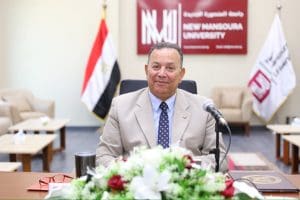 الدراسة أونلاين قبل العيد.. أبرز قرارات مجلس عمداء جامعة المنصورة الجديدة بشأن الامتحانات والرسوم 4 الدكتور معوض الخولي رئيس جامعة المنصورة الجديدة