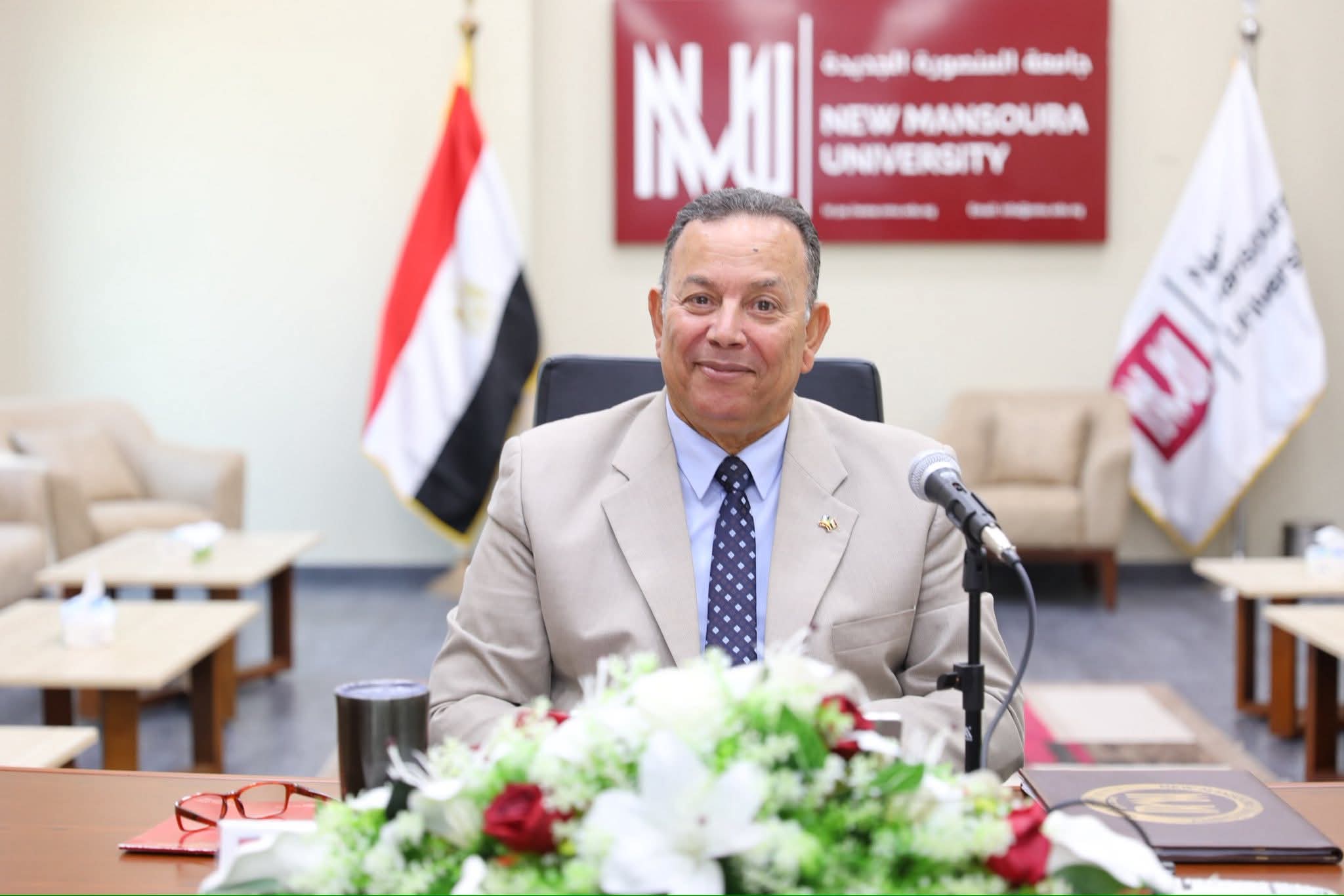 الدكتور معوض الخولي رئيس جامعة المنصورة الجديدة