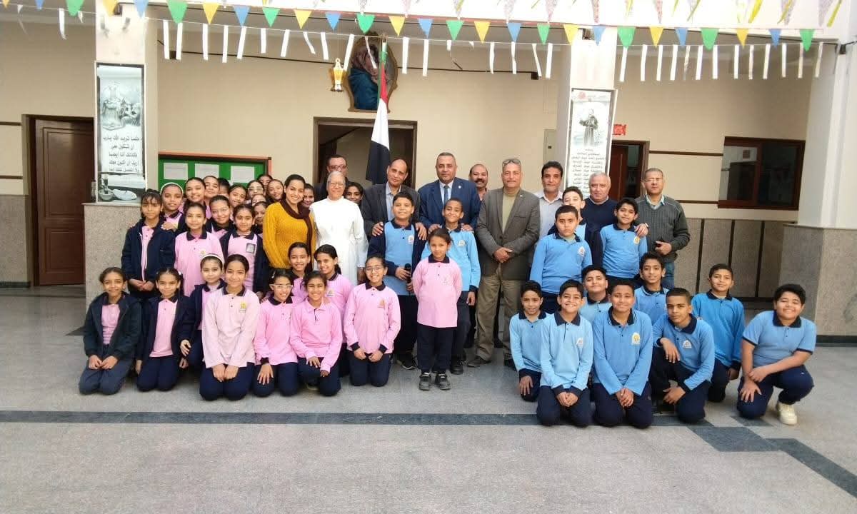 FB IMG 1771691881312 مدارس نقادة التعليمية تعزيز انتظام الدراسة وتنمية الأنشطة الطلابية في مدارس نقادة التعليمية موقع في الجامعة