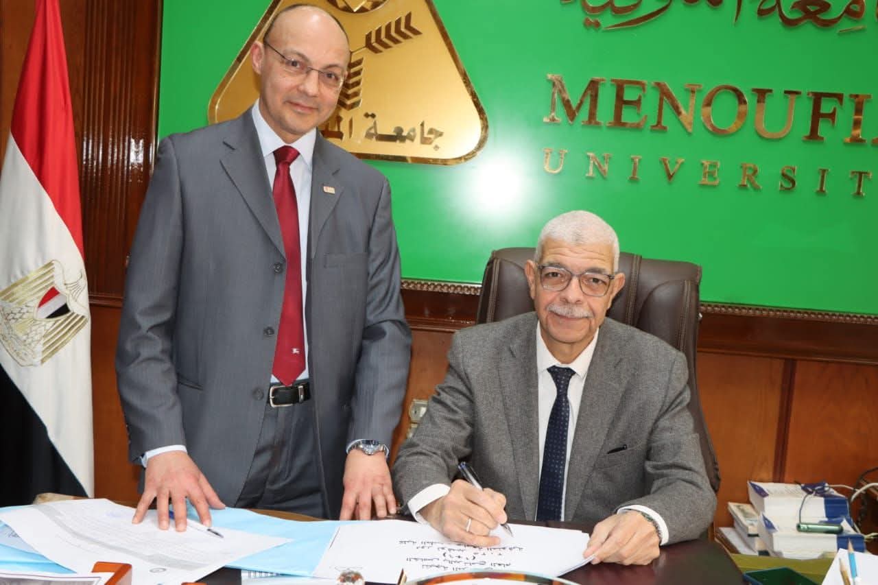 رئيس جامعة المنوفية يعتمد نتيجة بكالوريوس الطب