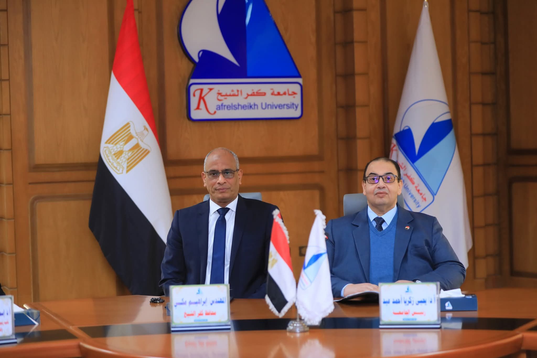 FB IMG 1771966920355 رئيس جامعة أسوان يتفقد منظومة النقل وخطوط السير رئيس جامعة كفر الشيخ والمحافظ يشددان على دعم البحث العلمي وتطوير التعليم موقع في الجامعة