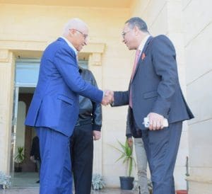 محافظ شمال سيناء ورئيس جامعة العريش يتباحثان سبل تطوير التعليم وخدمة المجتمع 2 جامعة العريش تستقبل عهدًا جديدًا