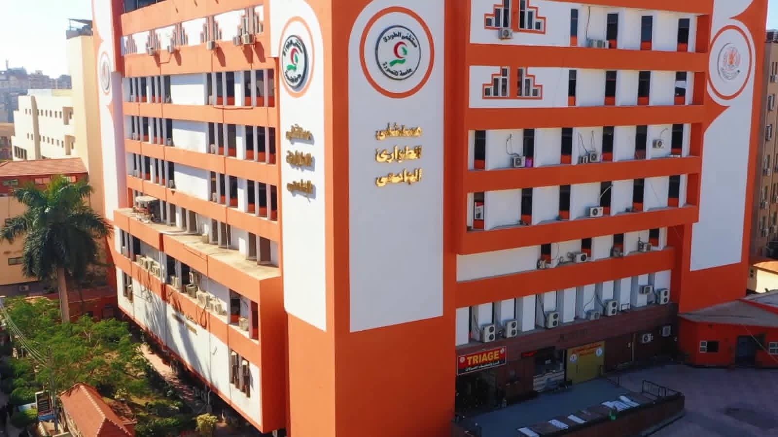 فريق طبي بـ جامعة المنصورة ينقذ حياة طفلة
