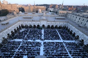 الأزهر يقدم 10 آلاف وجبة يوميًا للطلاب الوافدين خلال شهر رمضان 2 GGG 1771759205 الأزهر يقدم 10 آلاف وجبة يوميًا للطلاب الوافدين الأزهر يقدم 10 آلاف وجبة يوميًا للطلاب الوافدين خلال شهر رمضان موقع في الجامعة