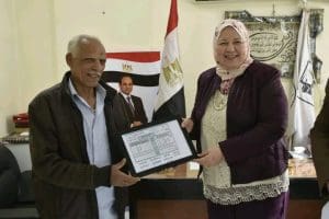 عطية شعبان يجتاز أولى إعدادي في سن السبعين: ما دام في العمر بقية هكمل تعليمي 3 عطية شعبان يجتاز أولى إعدادي في سن السبعين